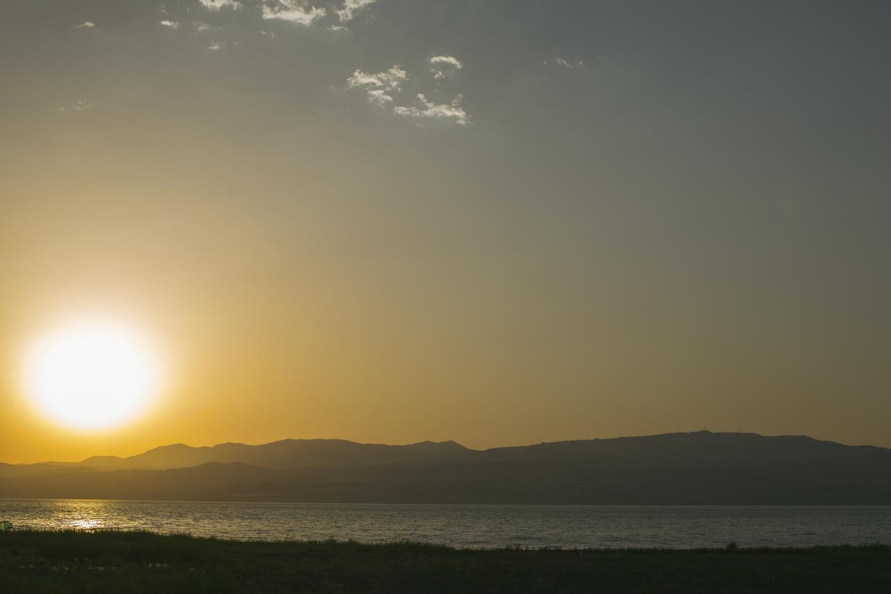 The Setai Sea Of Galilee Hotel Ein Gev Exterior photo